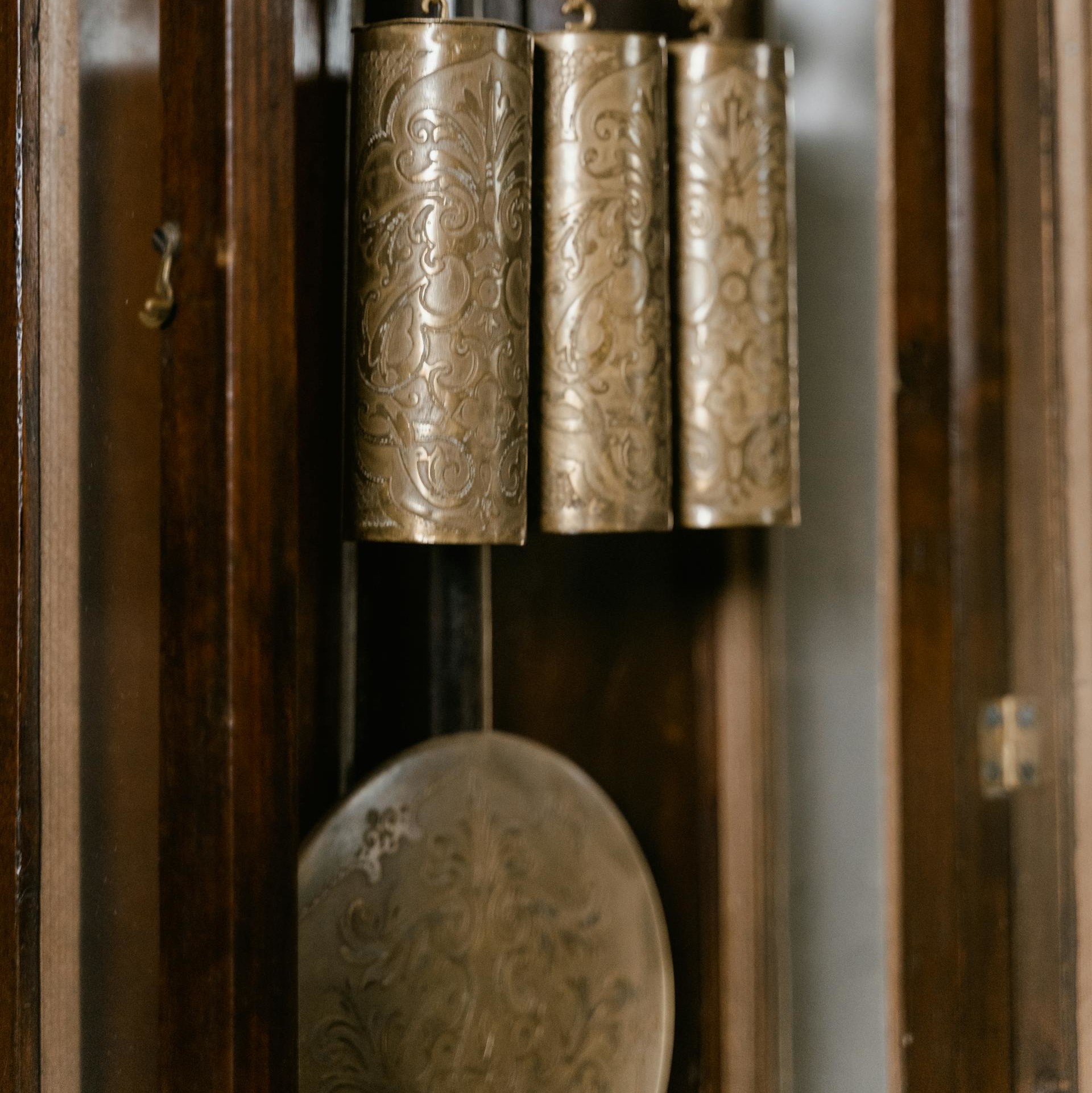 The Fickle Political Pendulum - by Robert Ringer